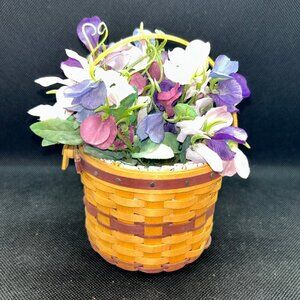 Longaberger Collector’s Club Miniature Sweet Pea Basket